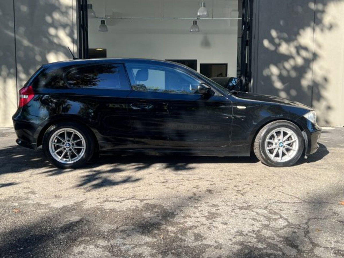 BMW Serie 1 116d 2.0 116CV cat 3 porte Eletta DPF (8)
