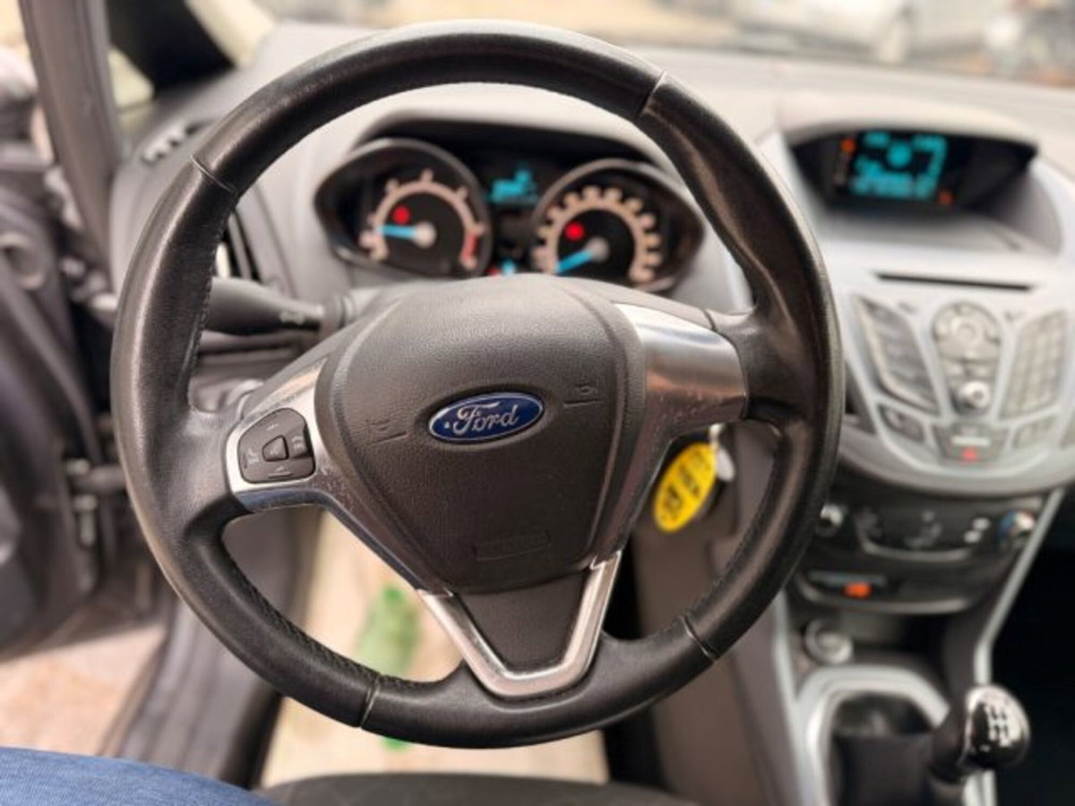 Ford B-Max B-Max 1.5 TDCi 95 CV Plus (11)