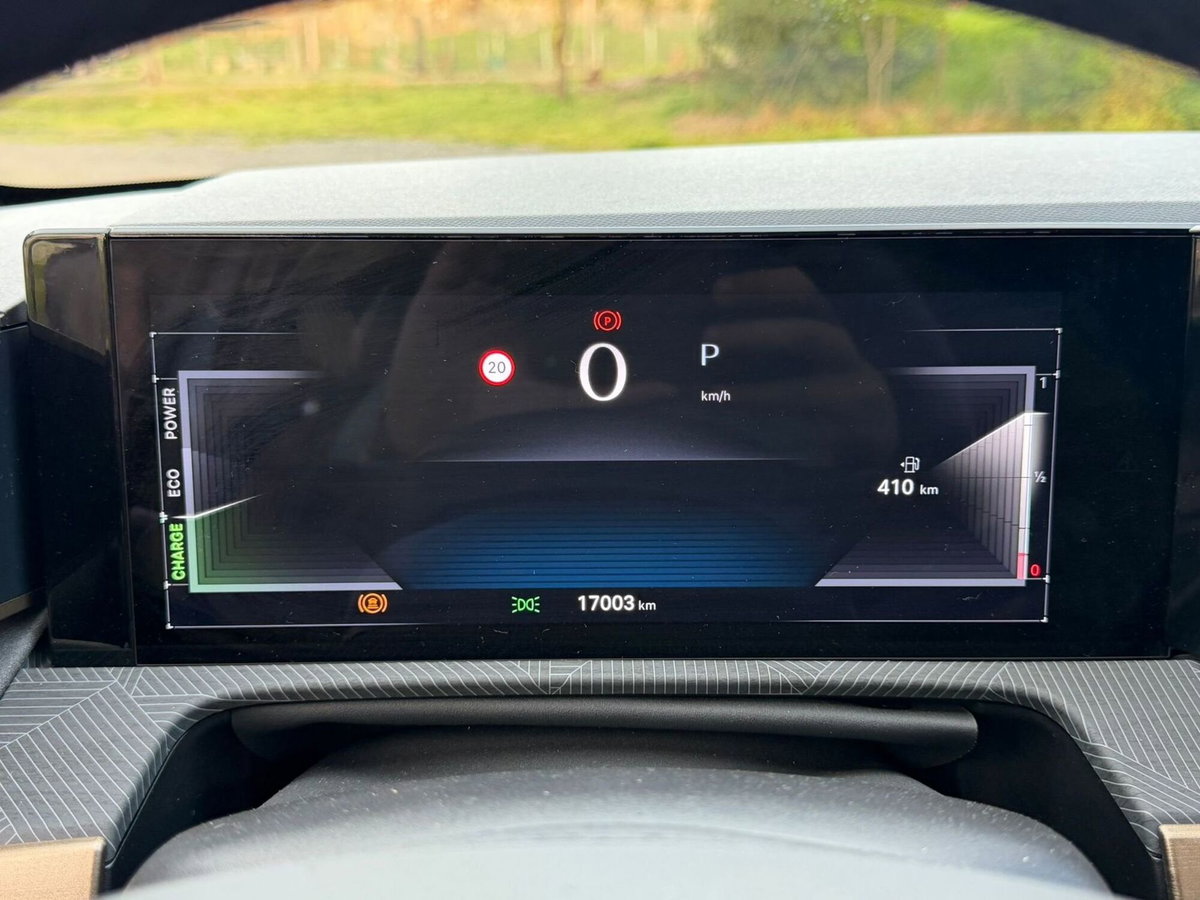Lancia Ypsilon 1.2 mhev LX 110cv e-dct (15)