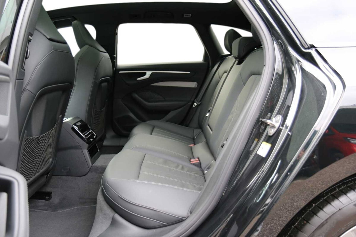 Audi A6 Avant e-Tron S line edition 286cv (12)
