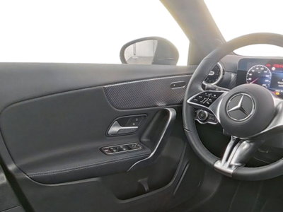 Mercedes-Benz Classe A 180 Sport (5)