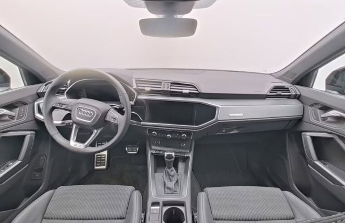 Audi Q3 Sportback 35 TDI quattro S tronic S line edition (3)