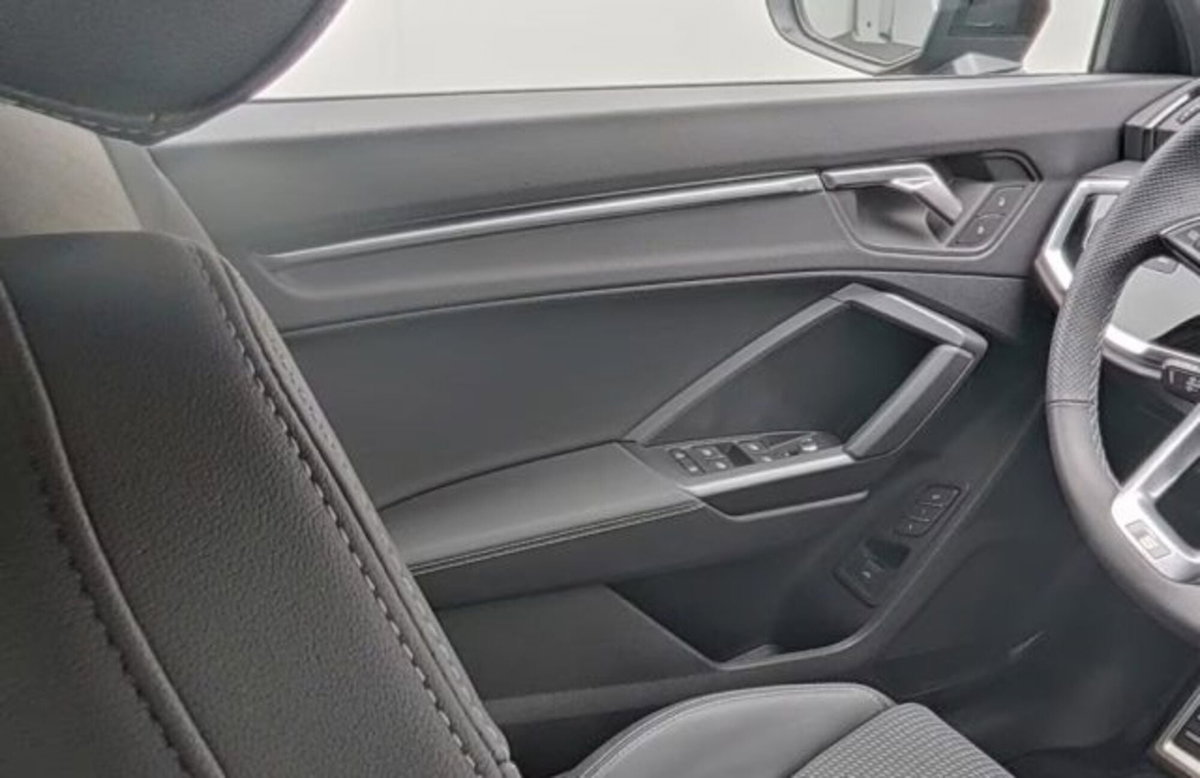 Audi Q3 Sportback 35 TDI quattro S tronic S line edition (5)