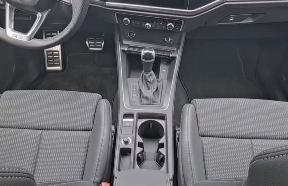 Audi Q3 Sportback 35 TDI quattro S tronic S line edition (6)