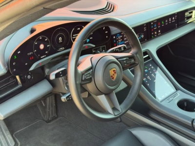 Porsche Taycan 4S (13)