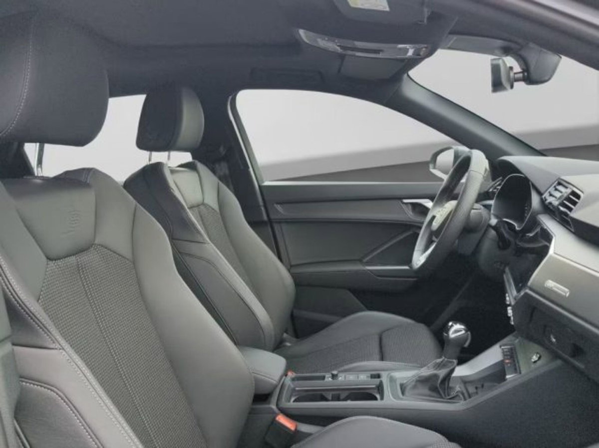 Audi Q3 Sportback 35 TDI quattro S tronic S line edition (4)