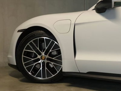Porsche Taycan Performance Battery Plus (6)