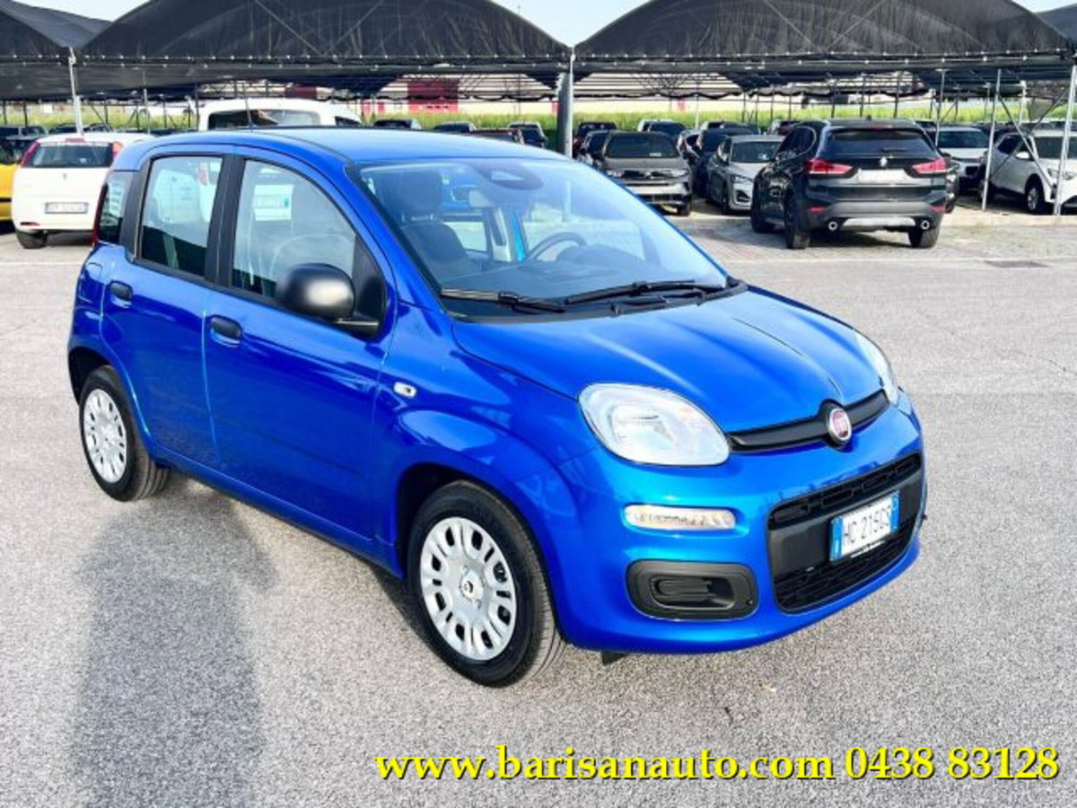 Fiat Panda 1.0 firefly hybrid Icon s&s 70cv (2)