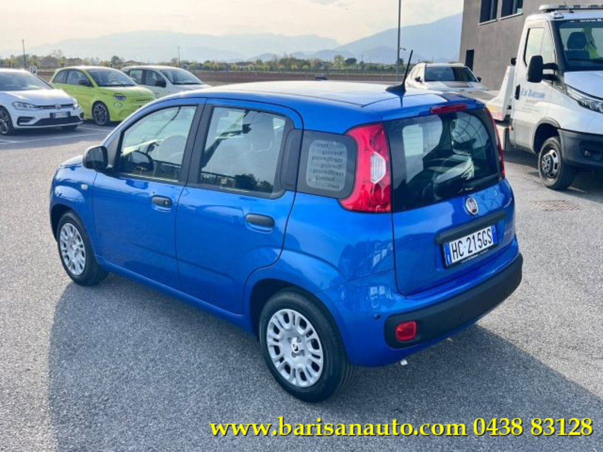 Fiat Panda 1.0 firefly hybrid Icon s&s 70cv (4)