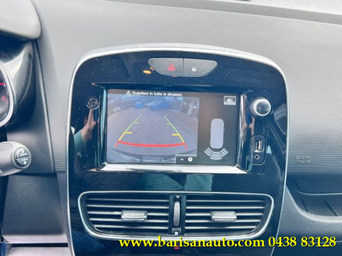 Renault Clio TCe 12V 75 CV 5 porte Moschino Zen (11)