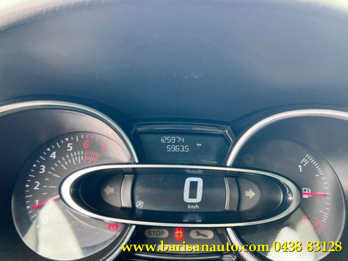 Renault Clio TCe 12V 75 CV 5 porte Moschino Zen (14)