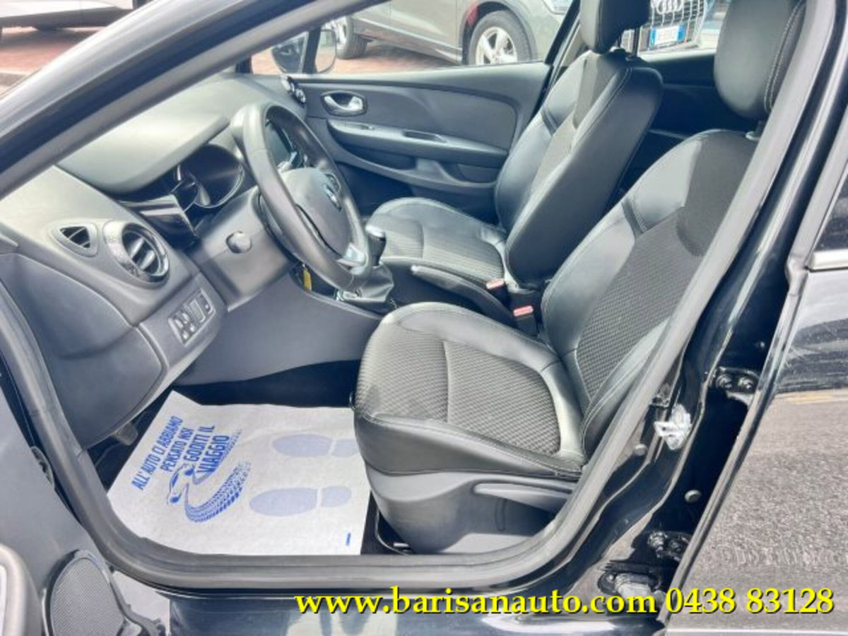 Renault Clio TCe 12V 75 CV 5 porte Moschino Zen (5)