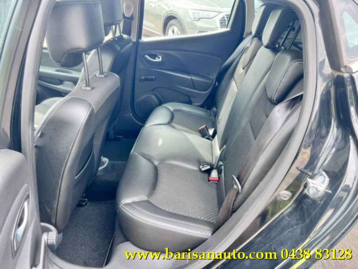 Renault Clio TCe 12V 75 CV 5 porte Moschino Zen (7)