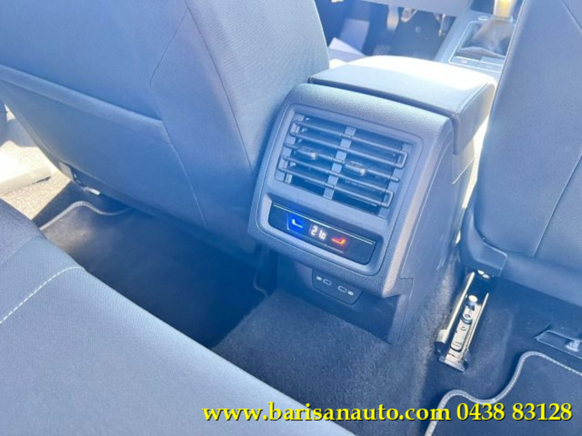 Volkswagen Golf 2.0 tdi Edition 115cv (13)