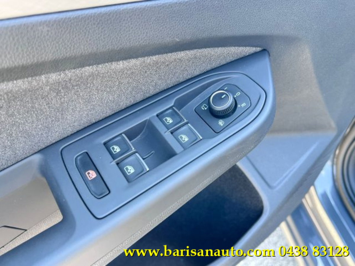Volkswagen Golf 2.0 tdi Edition 115cv (19)