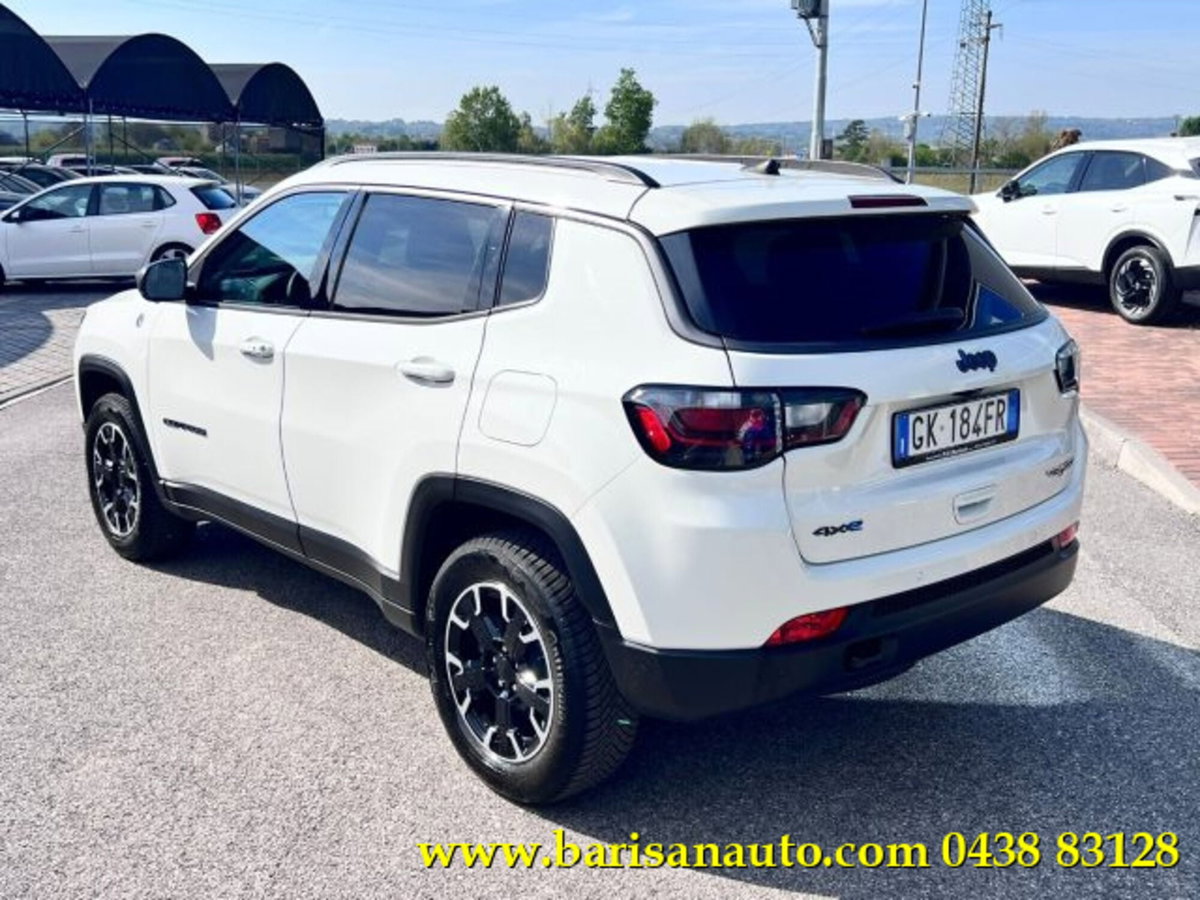Jeep Compass 1.3 T4 240CV PHEV AT6 4xe Trailhawk (3)
