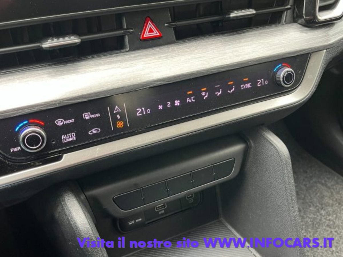 Kia Sportage 1.6 CRDi MHEV Business (8)