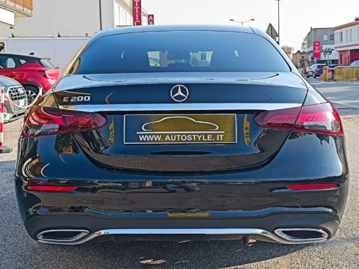 Mercedes-Benz Classe E 200 Auto Mild hybrid Premium (8)