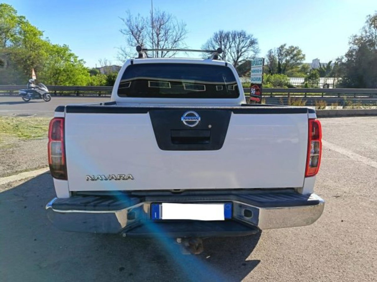 Nissan Navara 2.5 dCi 190CV 4 porte Double Cab LE Plus (7)