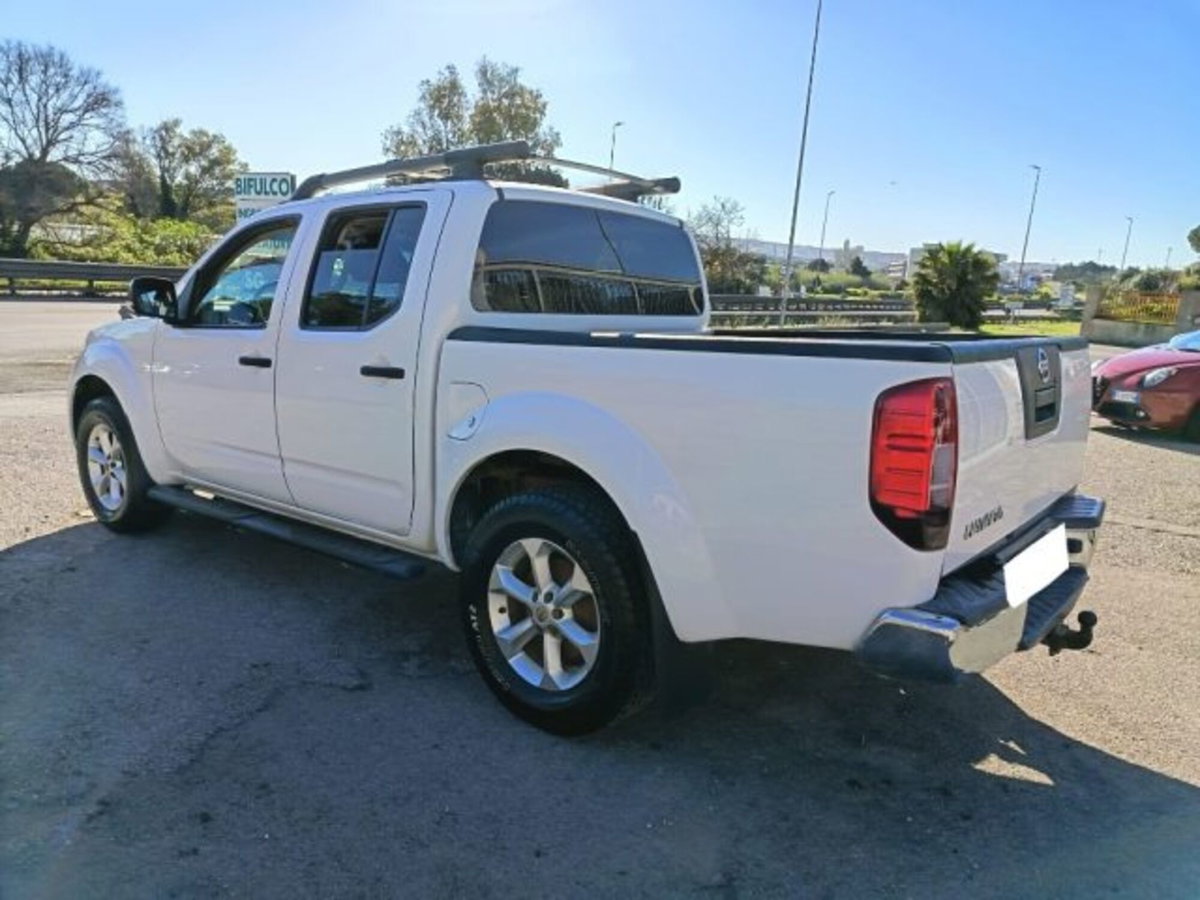 Nissan Navara 2.5 dCi 190CV 4 porte Double Cab LE Plus (8)