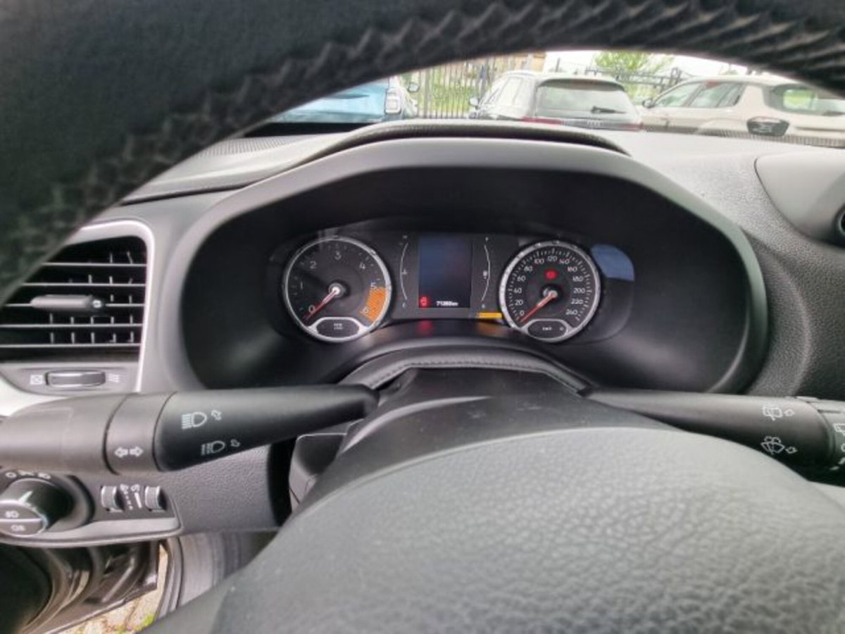 Jeep Renegade 1.6 Mjt 130 CV Longitude (8)