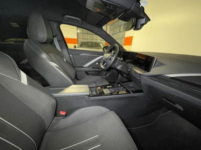 Opel Astra 1.2 Turbo 130 CV GS Line (18)