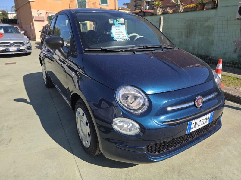 Fiat 500 1.0 Hybrid Red