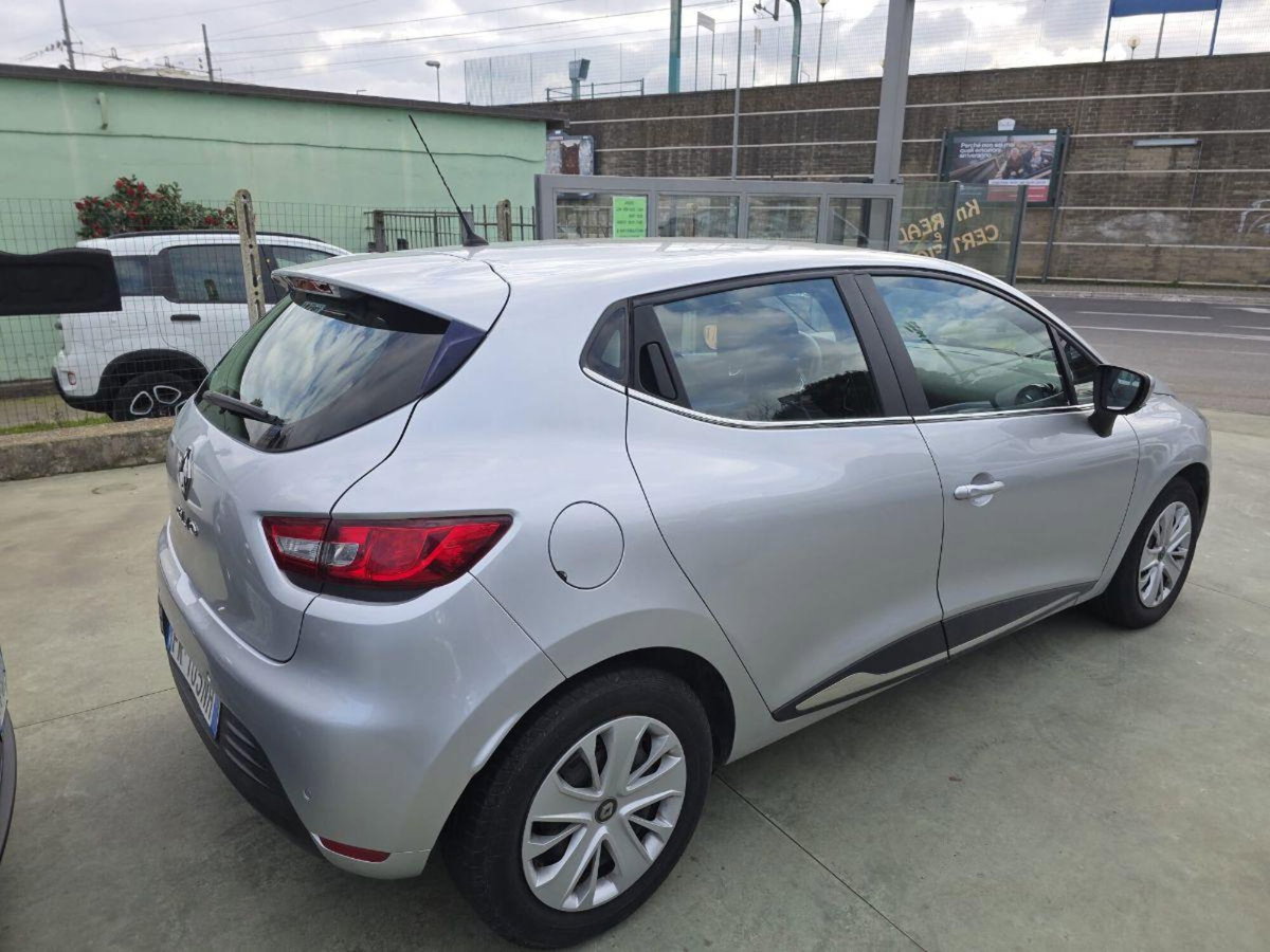 Renault Clio 0.9 TCe 12V 90CV Start&Stop 5 porte Energy (11)