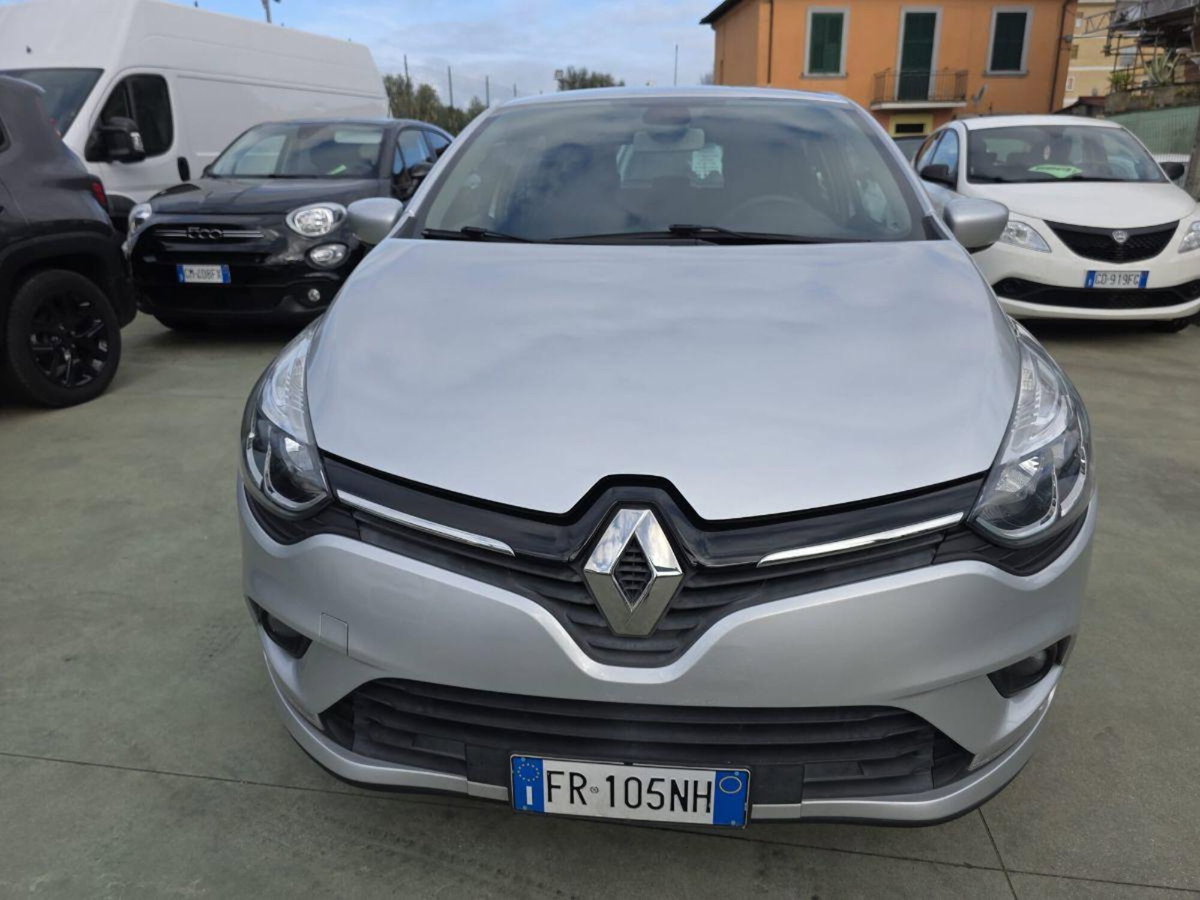 Renault Clio 0.9 TCe 12V 90CV Start&Stop 5 porte Energy (2)