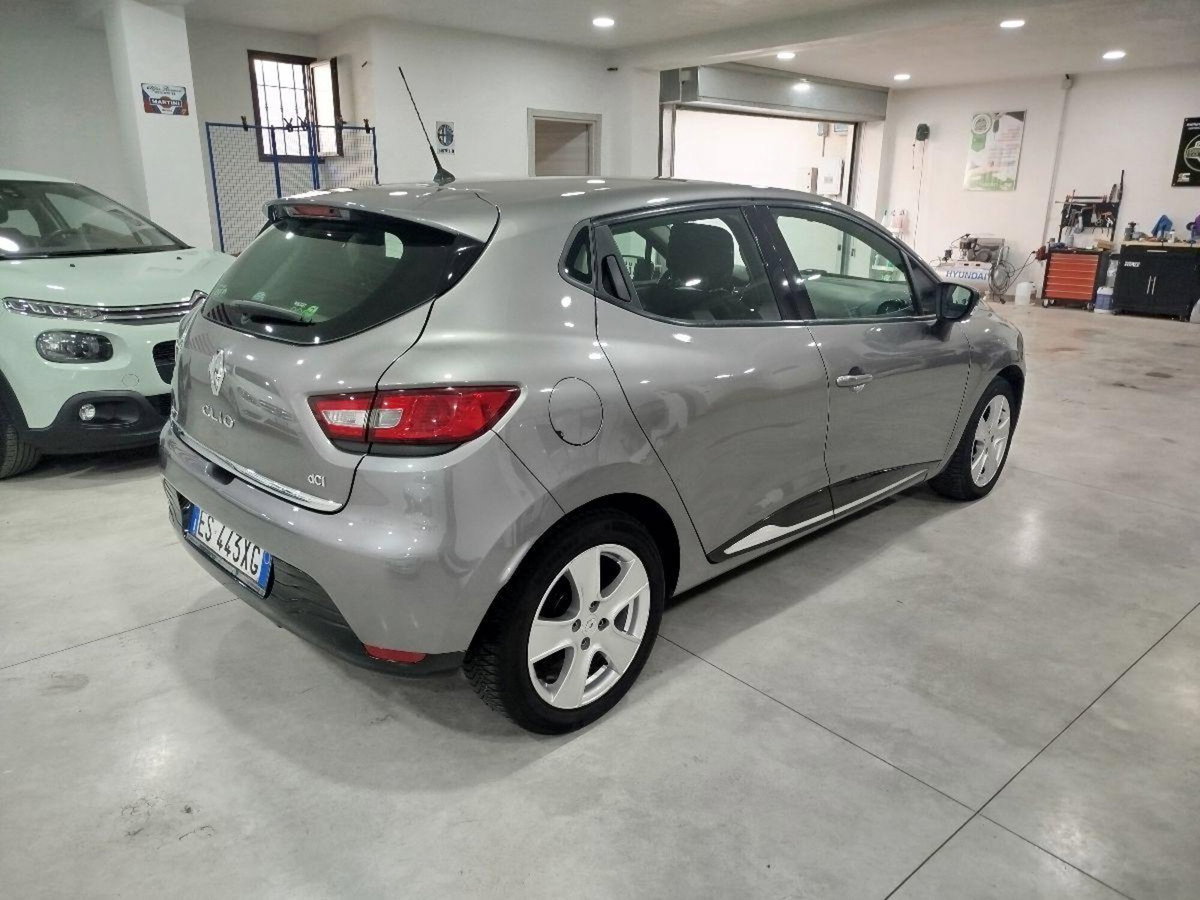 Renault Clio 1.5 dCi 8V 75CV Start&Stop 5 porte Live (5)