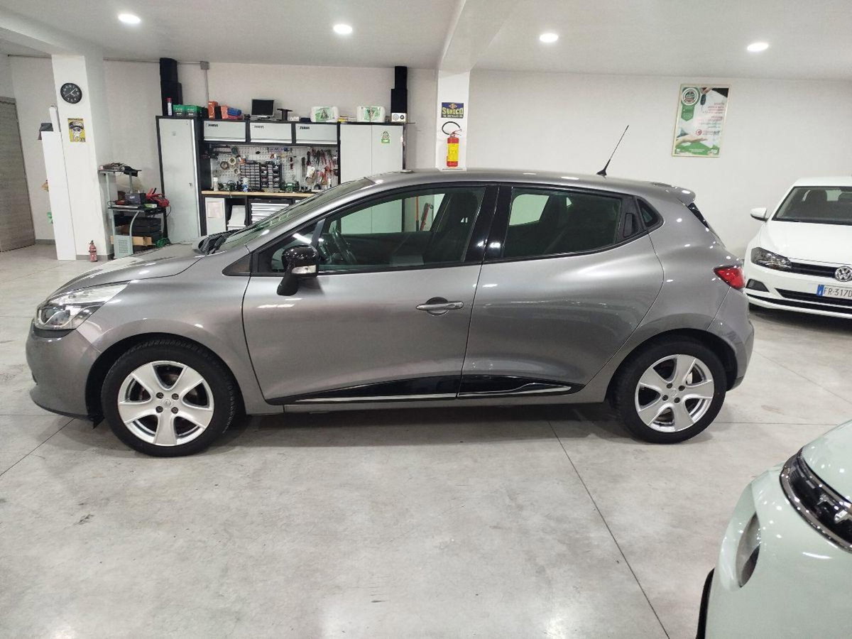 Renault Clio 1.5 dCi 8V 75CV Start&Stop 5 porte Live (7)