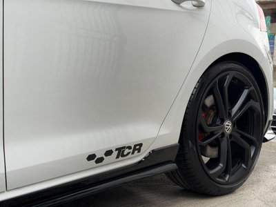 Volkswagen Golf GTI 2.0 TSI TCR DSG 5p. BlueMotion Technology (9)
