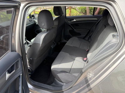 Volkswagen Golf 1.6 TDI 5p. Highline BlueMotion Technology (10)