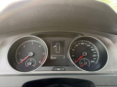 Volkswagen Golf 1.6 TDI 5p. Highline BlueMotion Technology (14)
