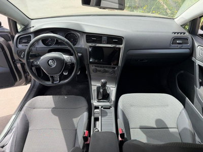 Volkswagen Golf 1.6 TDI 5p. Highline BlueMotion Technology (9)