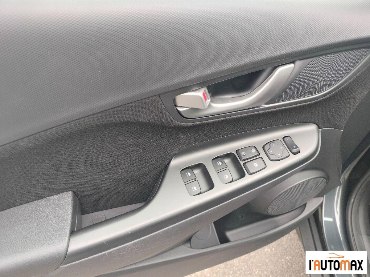 Hyundai Kona 1.6 CRDI 115 CV XTech (8)