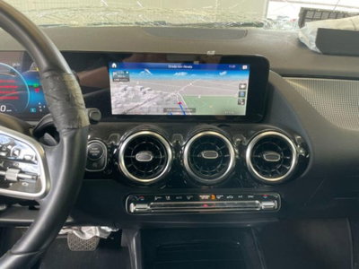 Mercedes-Benz Classe B 180 Sport (15)
