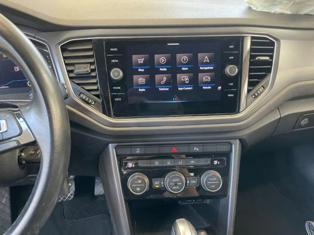 Volkswagen T-Roc Cabrio 1.5 TSI ACT DSG Style (16)