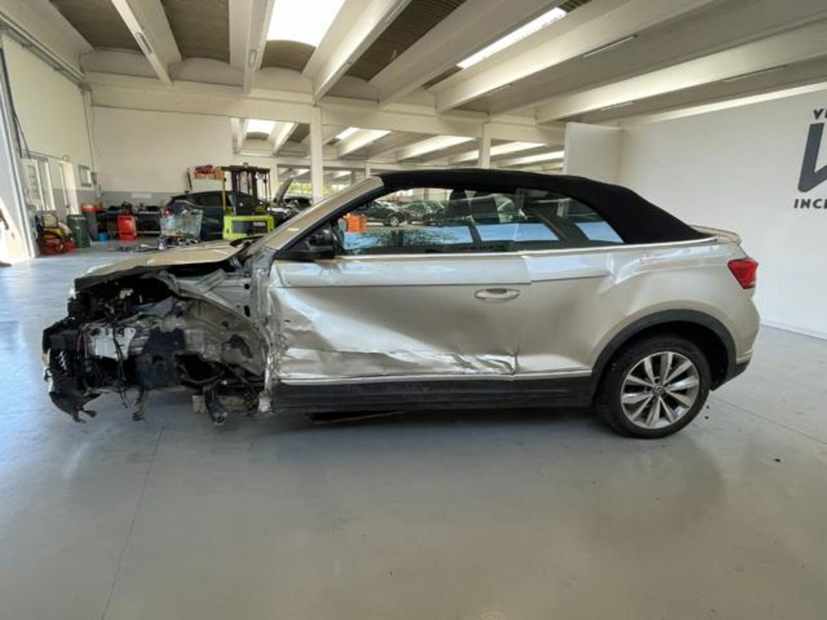 Volkswagen T-Roc Cabrio 1.5 TSI ACT DSG Style (4)