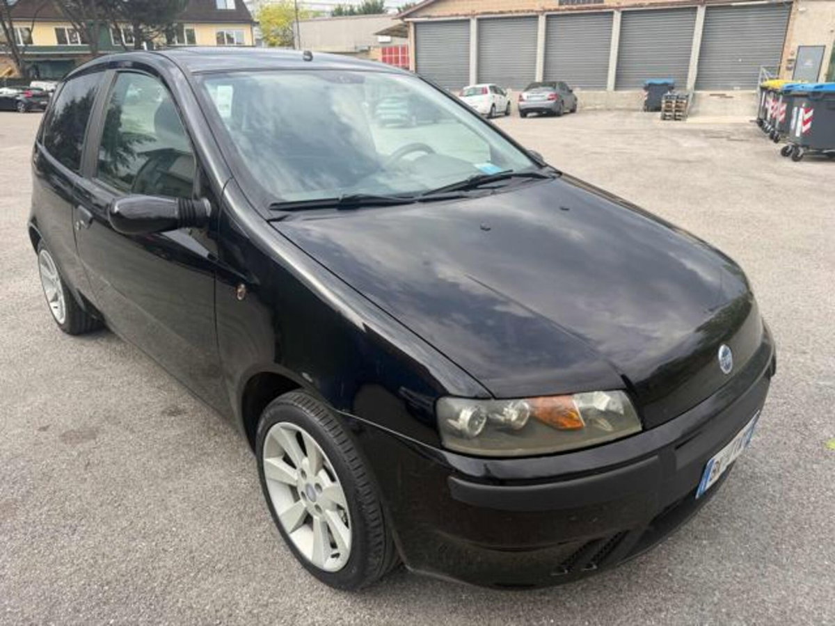 Fiat Punto 1.2i 16V cat 3 porte Sporting (6)