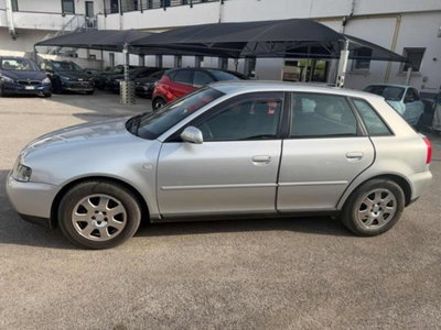Audi A3 1.6 cat 5p. Ambiente (9)