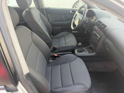Audi A3 1.6 cat 5p. Ambiente (10)