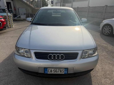 Audi A3 1.6 cat 5p. Ambiente (2)