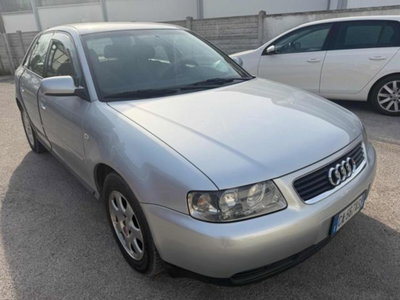 Audi A3 1.6 cat 5p. Ambiente (3)
