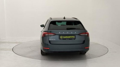 Skoda Octavia Station Wagon 2.0 TDI EVO SCR DSG Wagon Executive (4)
