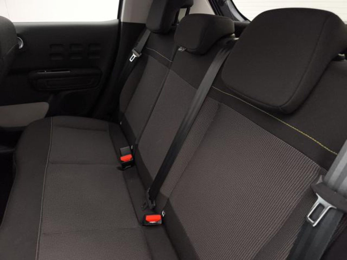 Citroen C3 Aircross 1.2 puretech Max s&s 110cv (16)