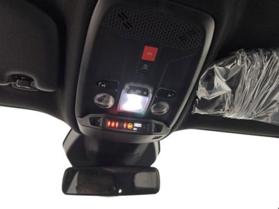 Peugeot 2008 1.2 puretech Style s&s 100cv (19)