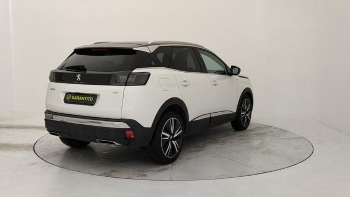 Peugeot 3008 BlueHDi 130 S&S EAT8 GT Pack (5)