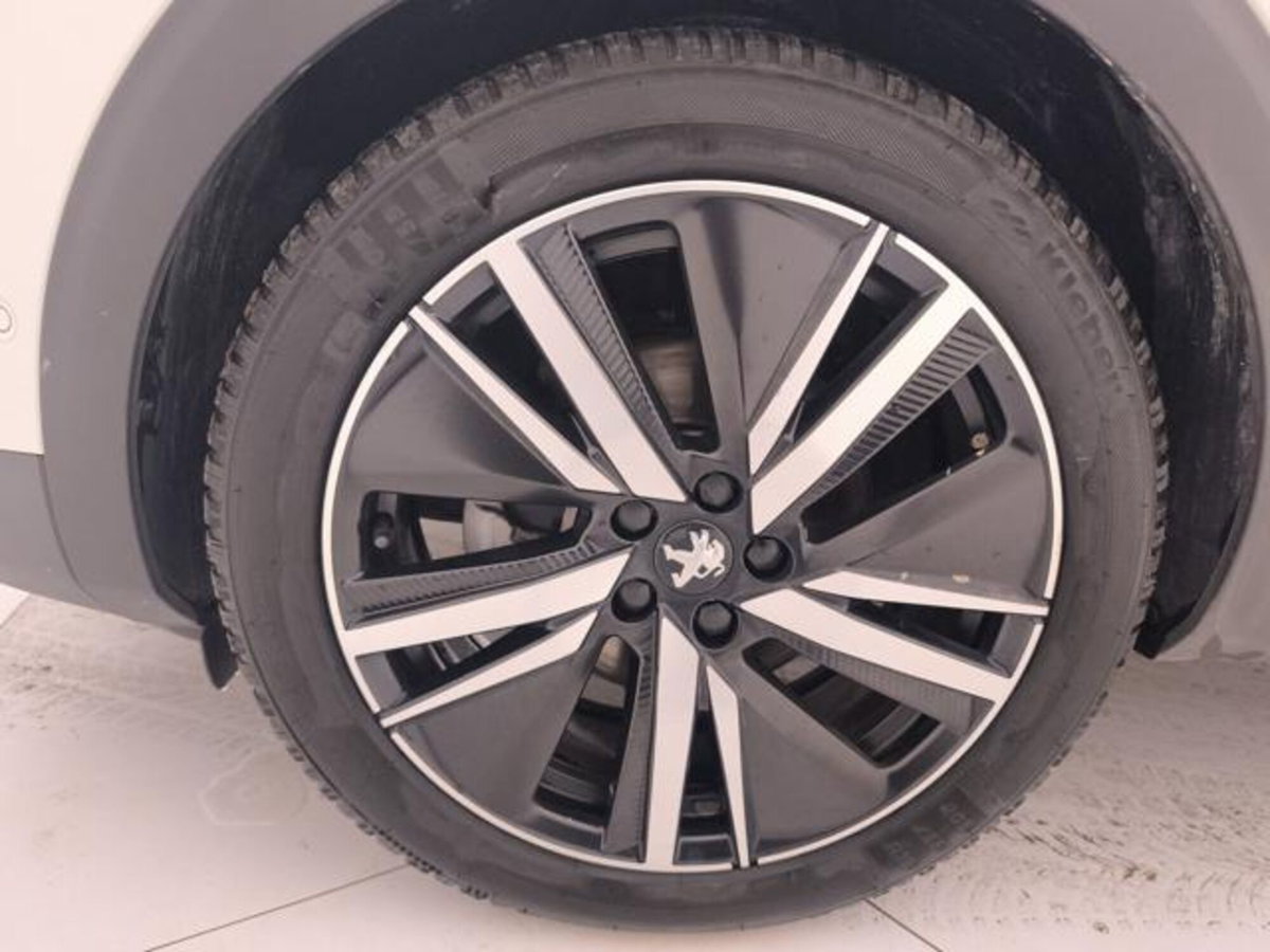 Peugeot 3008 BlueHDi 130 S&S EAT8 GT Pack (9)