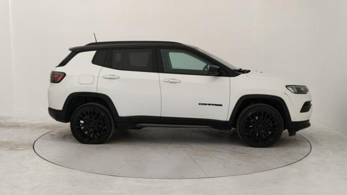 Jeep Compass 1.3 turbo t4 phev Trailhawk 4xe auto (6)